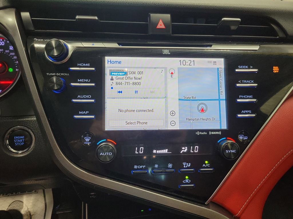 Used 2018 Toyota Camry XSE w/ Driver Assist Package FWD image 4