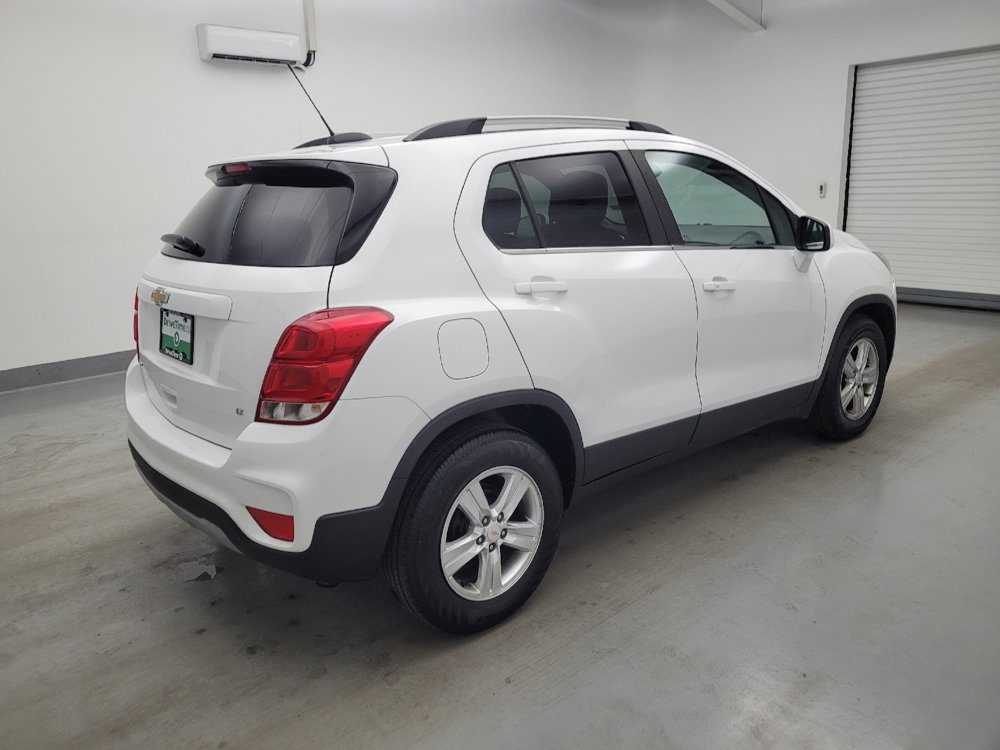 Used 2020 Chevrolet Trax LT w/ LT Convenience Package FWD image 10