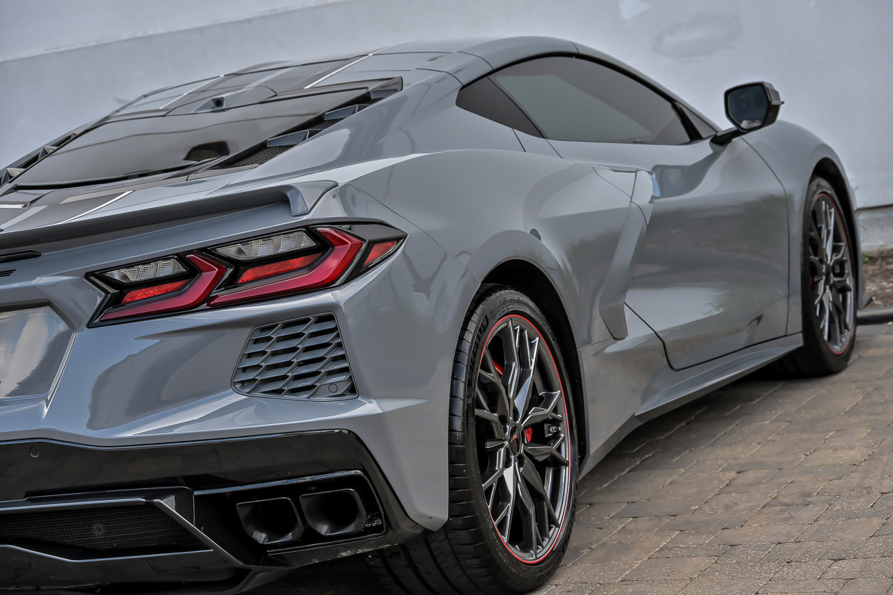 Used 2025 Chevrolet Corvette Stingray Preferred Cpe w/ Stealth Interior Trim Package RWD image 17