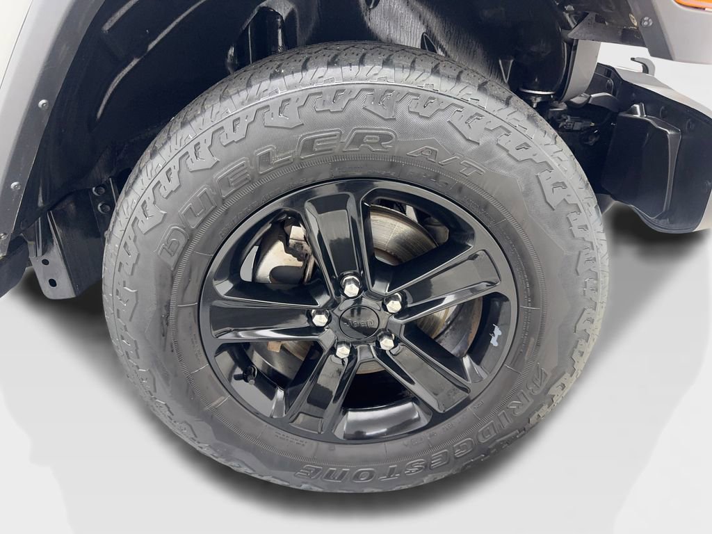 Used 2023 Jeep Wrangler Altitude image 81