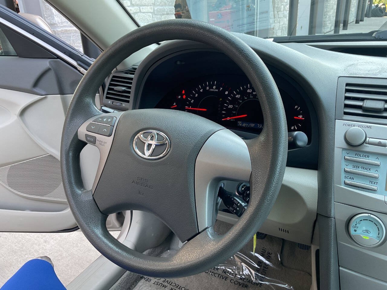 Used 2007 Toyota Camry LE FWD image 18