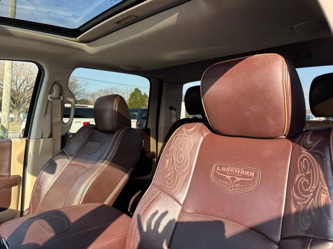 Used 2017 RAM 3500 Laramie Longhorn w/ Convenience Group RWD image 18
