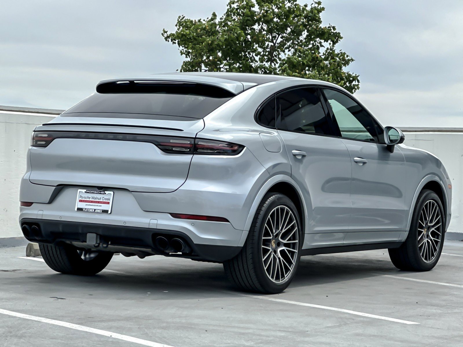 Certified 2023 Porsche Cayenne Coupe image 8