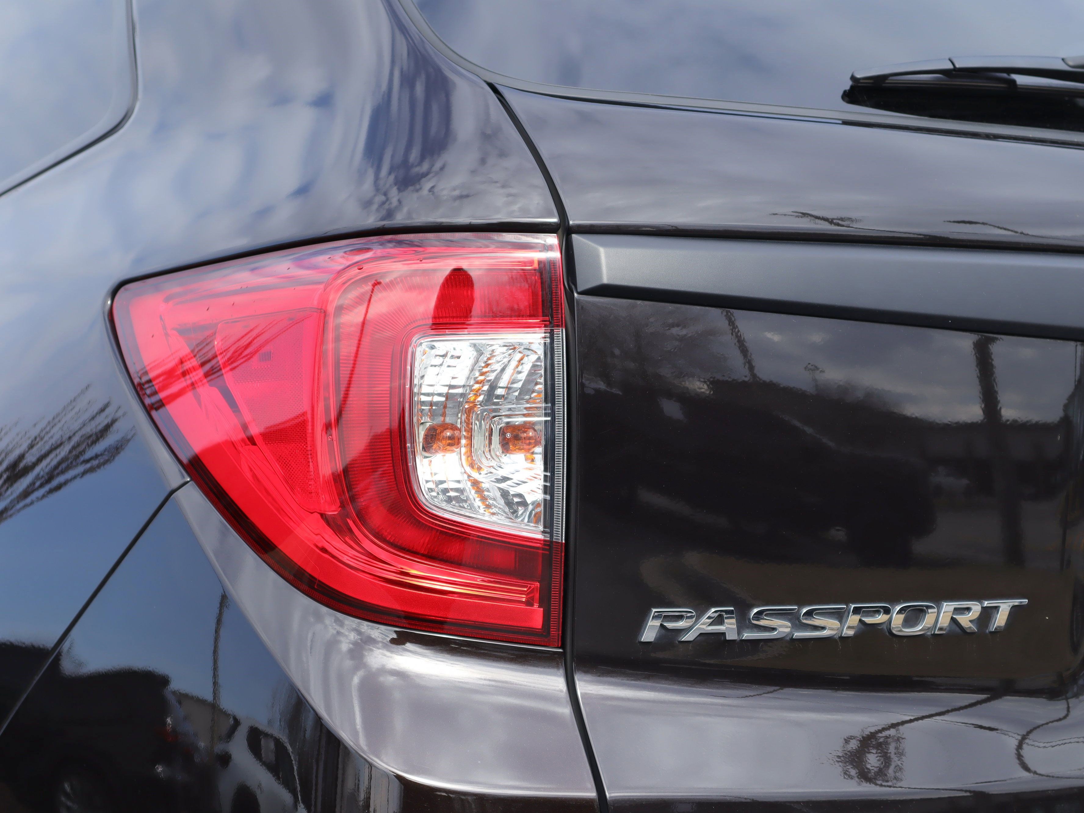 Used 2019 Honda Passport Touring image 32