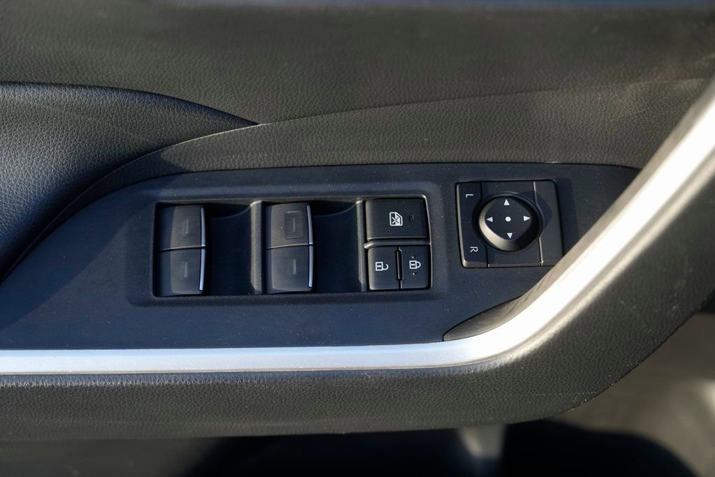 Used 2022 Toyota RAV4 XLE Premium image 22