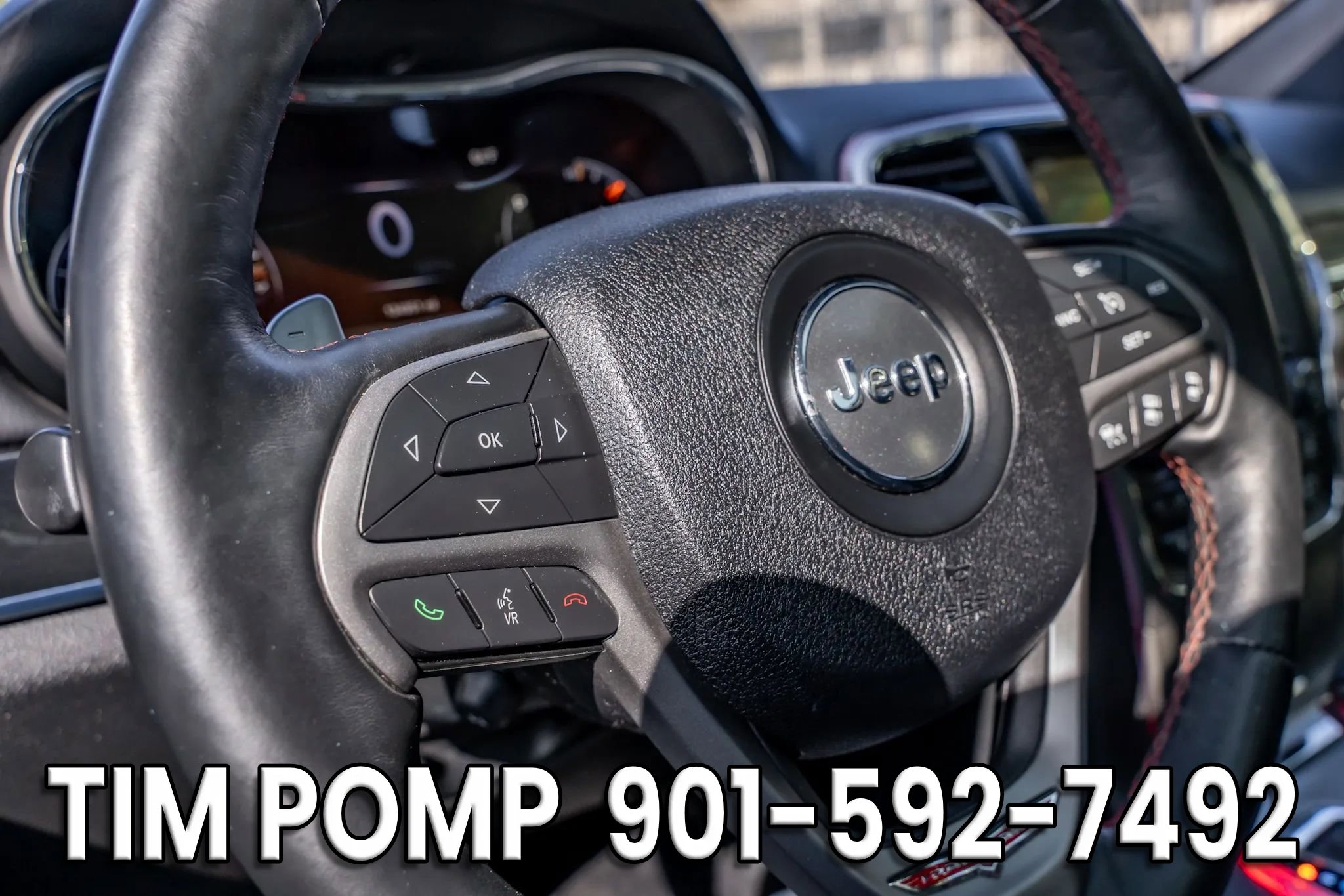 Used 2017 Jeep Grand Cherokee Trailhawk w/ Trailhawk Luxury Group image 28