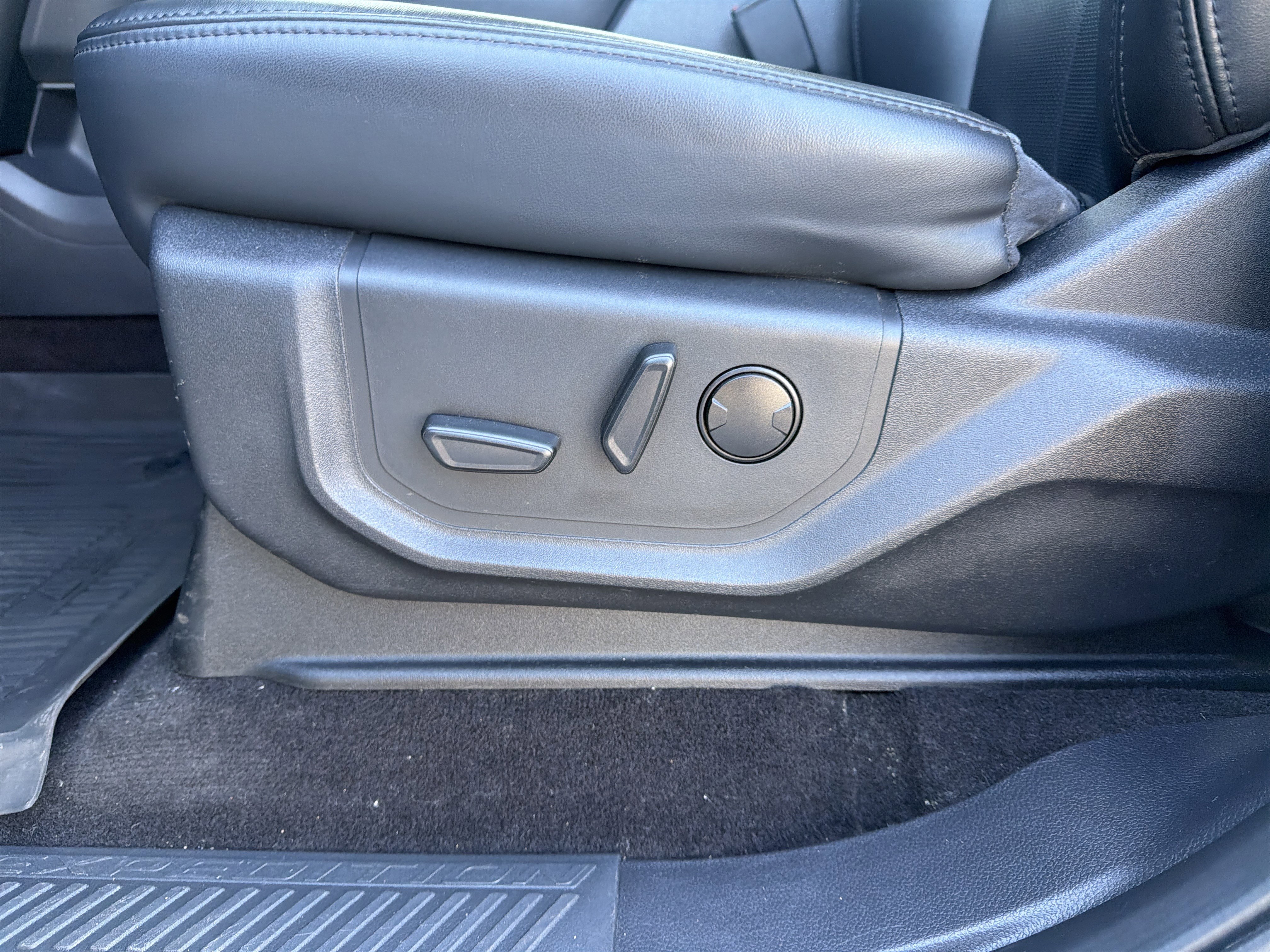 Certified 2023 Ford Expedition XLT AWD/4WD image 24
