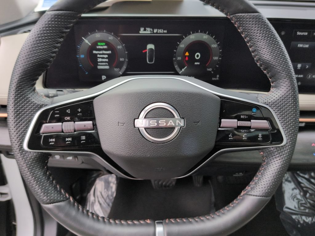 Used 2024 Nissan Ariya AWD image 12
