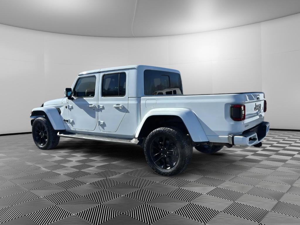 Used 2023 Jeep Gladiator Overland image 3