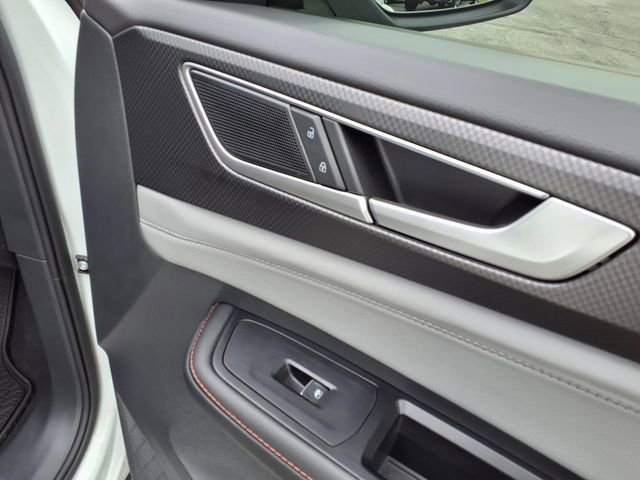 Used 2025 Volkswagen Atlas Peak Edition SE AWD/4WD image 87