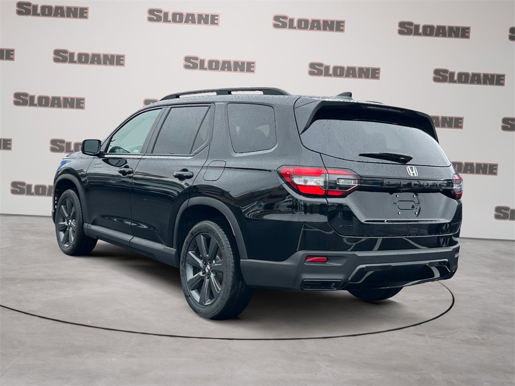 New 2026 Honda Pilot Sport image 3