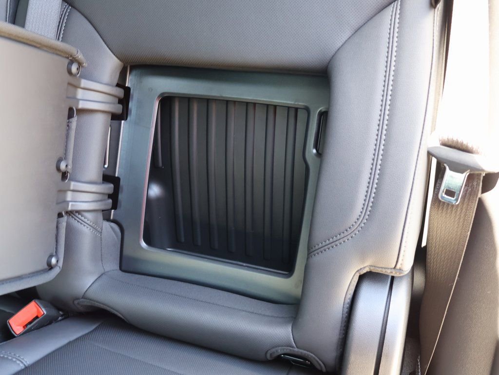 New 2025 GMC Sierra 2500 SLT w/ SLT Premium Package image 31