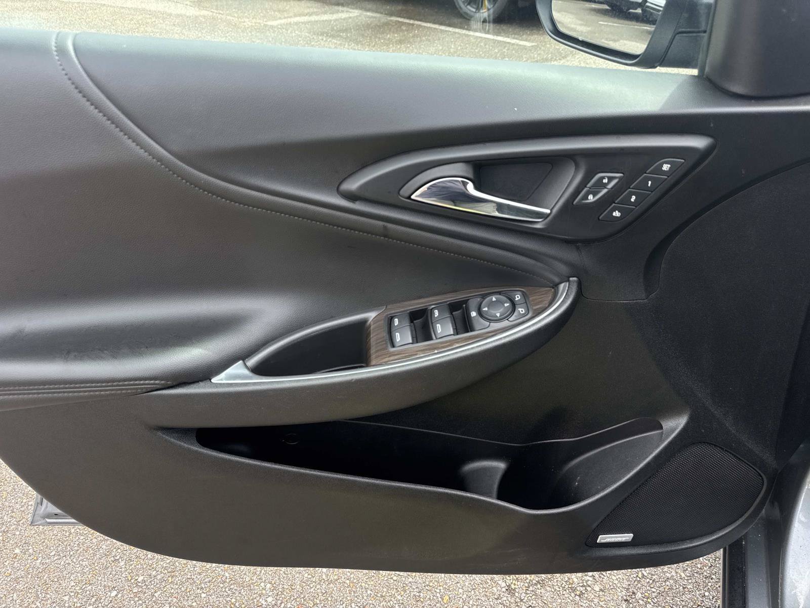 Used 2024 Chevrolet Malibu LT FWD image 18