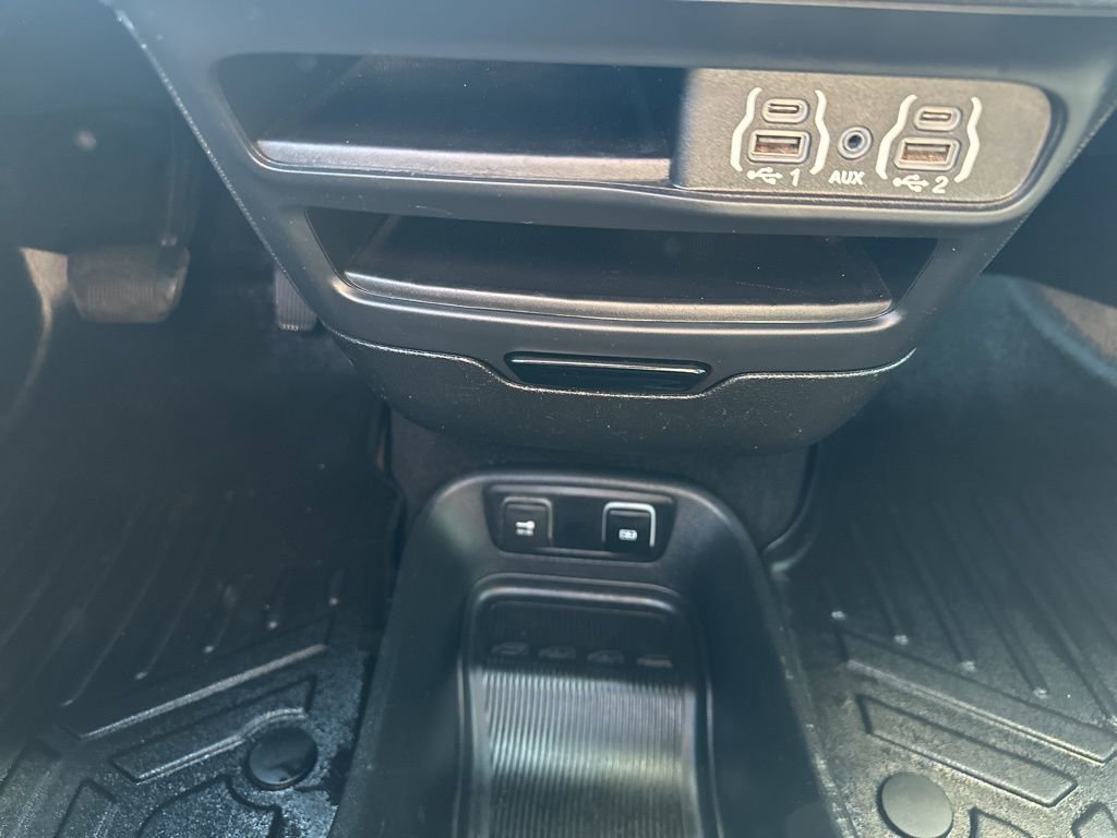 Used 2021 Chrysler Pacifica Touring w/ S Appearance Package image 6