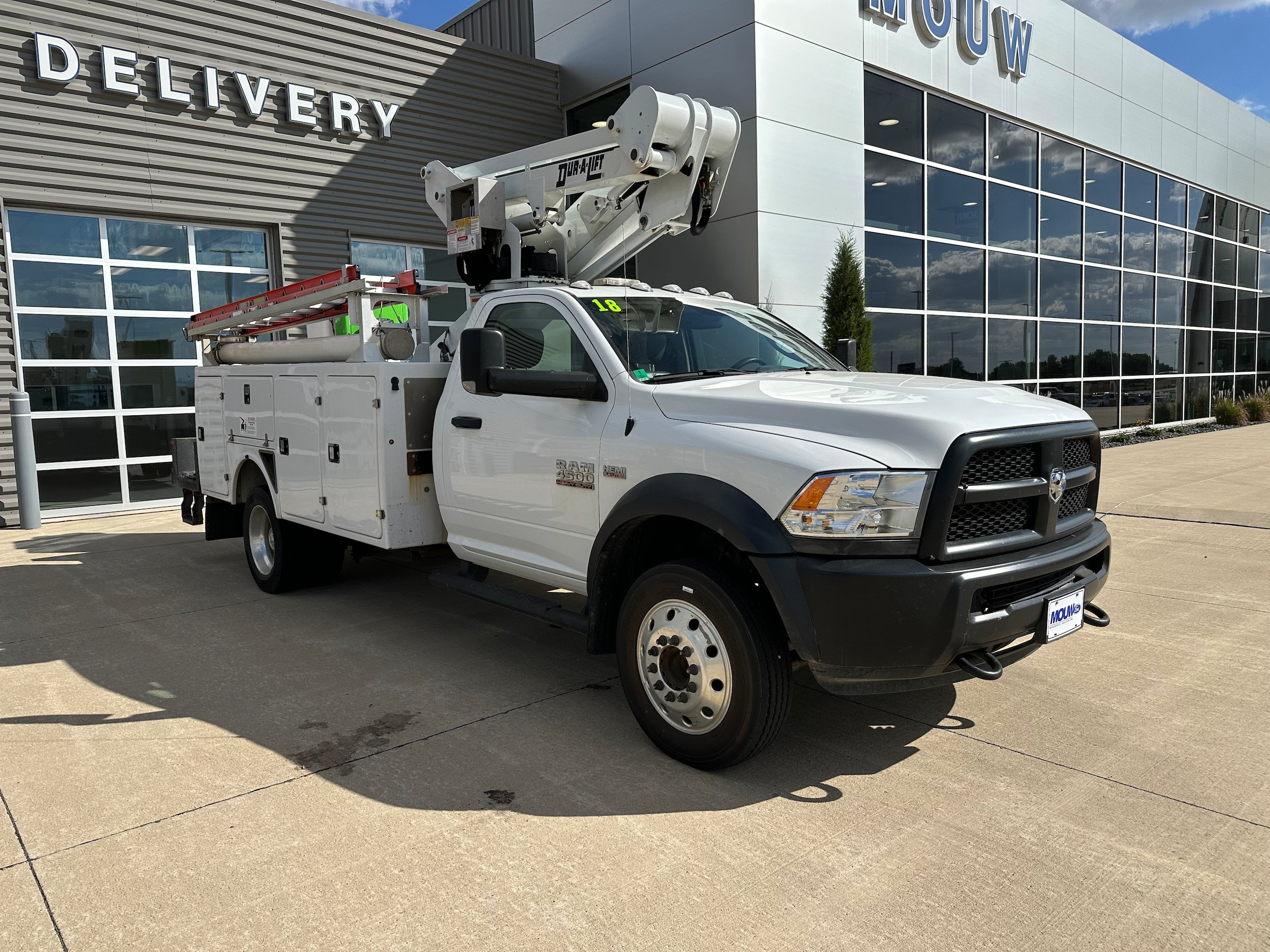Used 2018 RAM 4500 Tradesman w/ Power & Remote Entry Group AWD/4WD image 4
