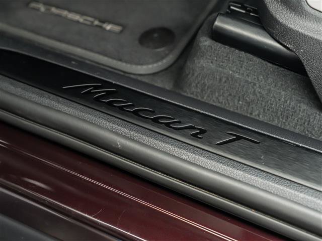 Used 2026 Porsche Macan AWD/4WD image 24