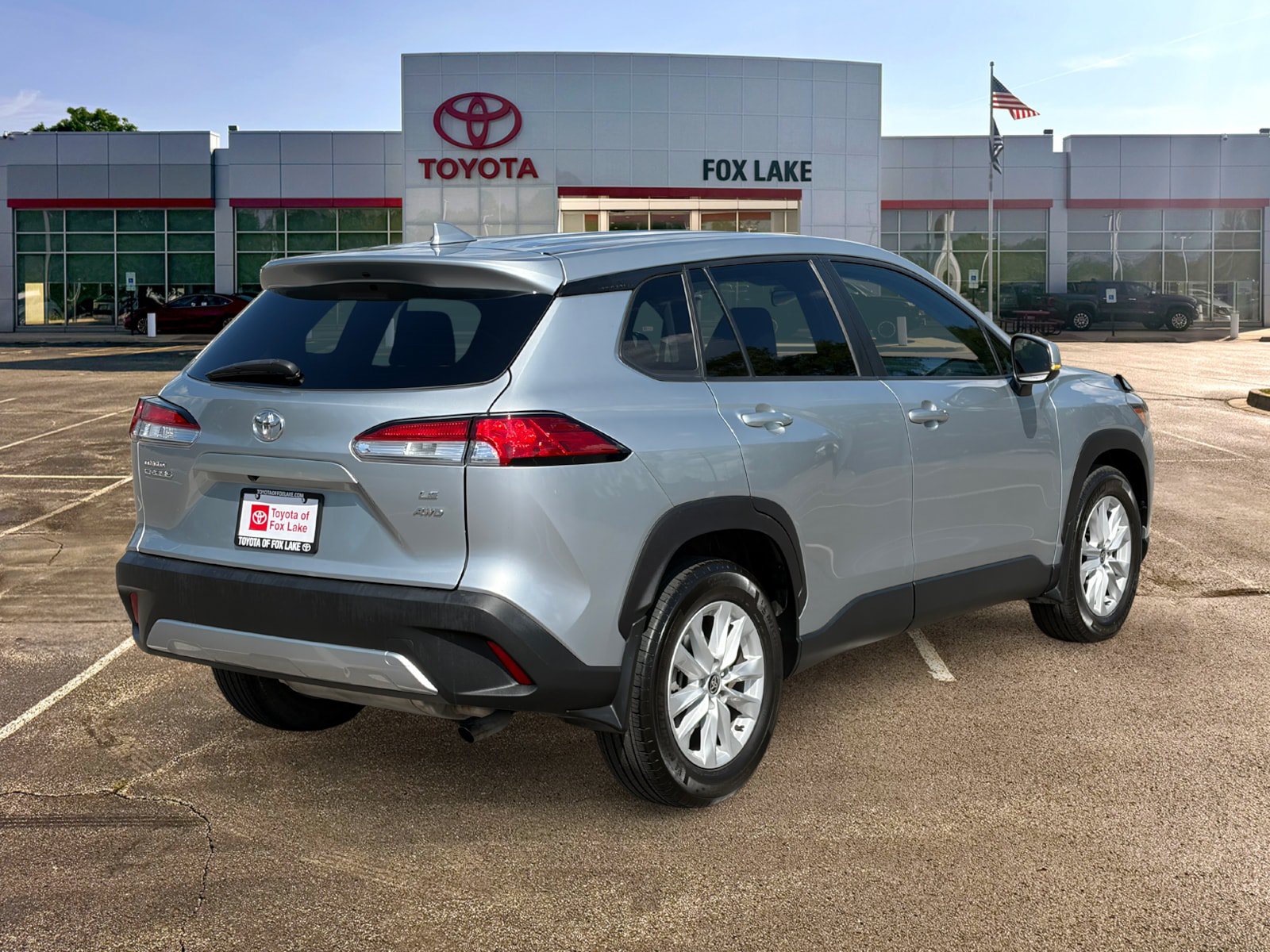 Used 2022 Toyota Corolla Cross LE AWD/4WD image 5