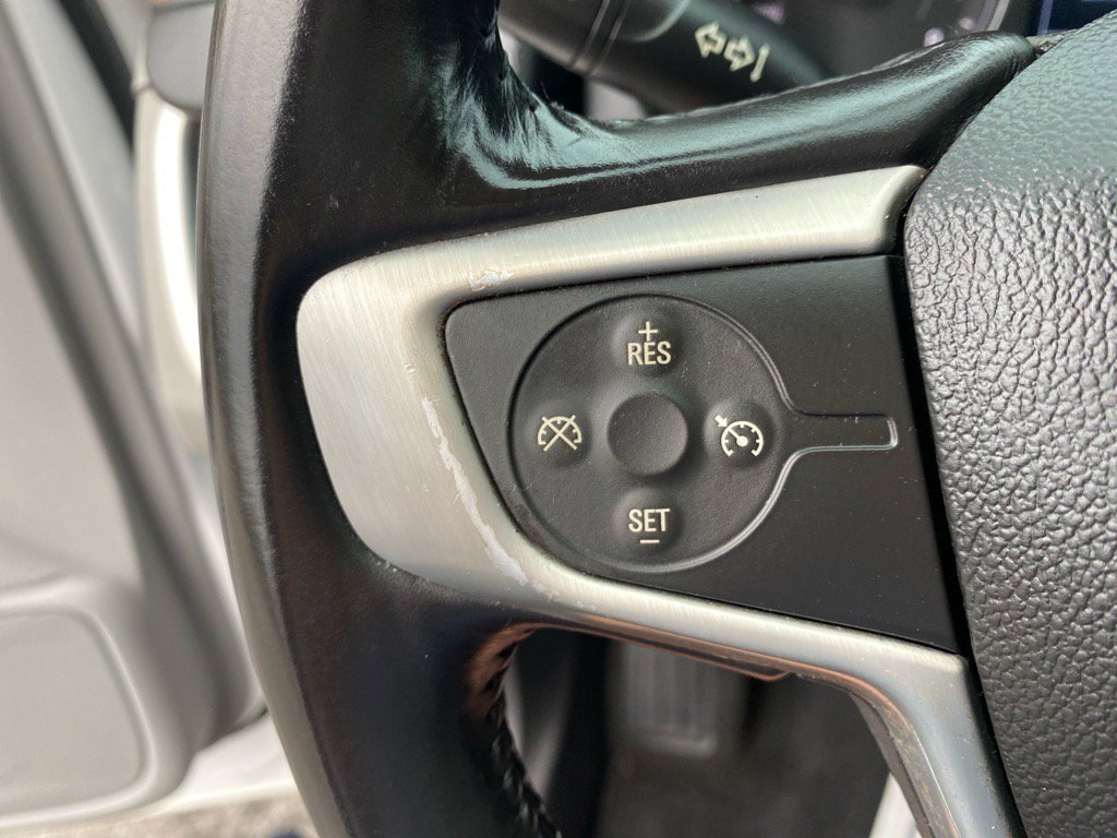 Used 2018 GMC Terrain SLE w/ Driver Convenience Package image 17