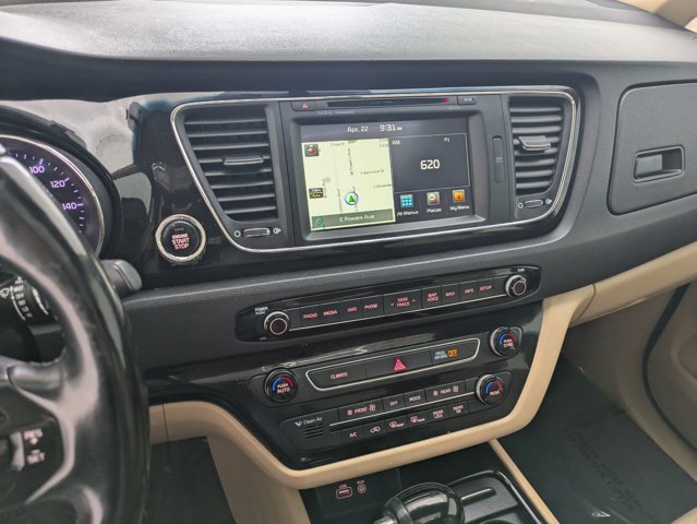 Used 2016 Kia Sedona SX Limited image 12