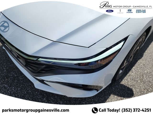New 2025 Hyundai Elantra Limited image 6