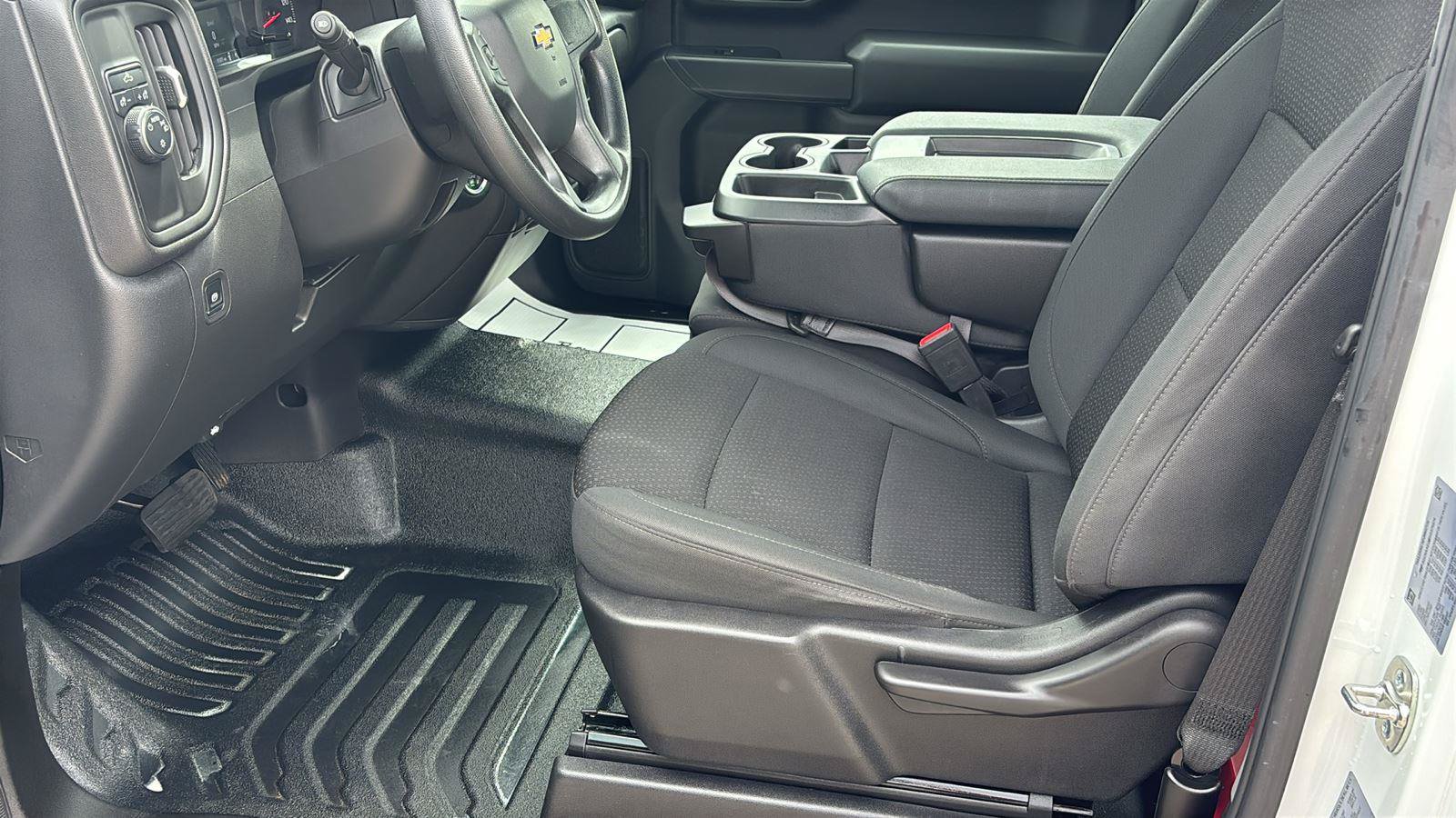 Certified 2025 Chevrolet Silverado 1500 W/T RWD image 14