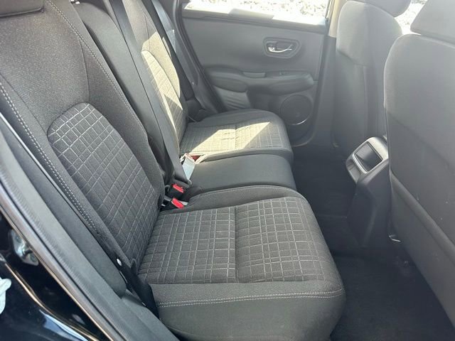 Used 2025 Honda HR-V LX image 6