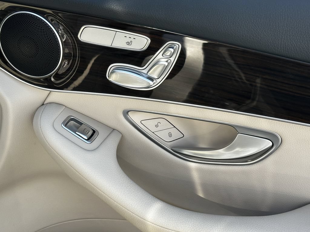 Certified 2021 Mercedes-Benz GLC 300 image 17