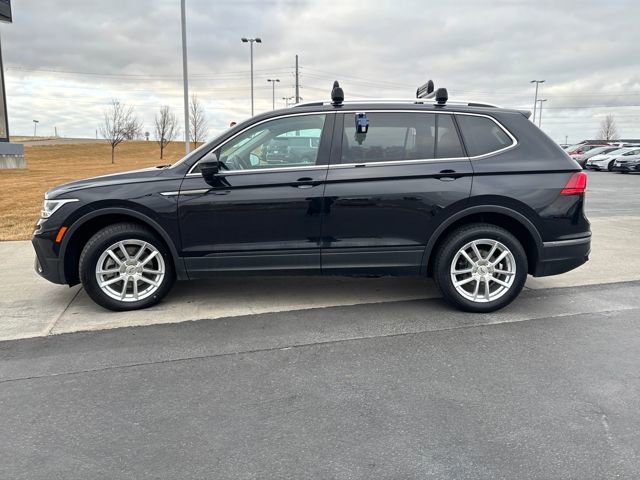Used 2022 Volkswagen Tiguan SE image 6