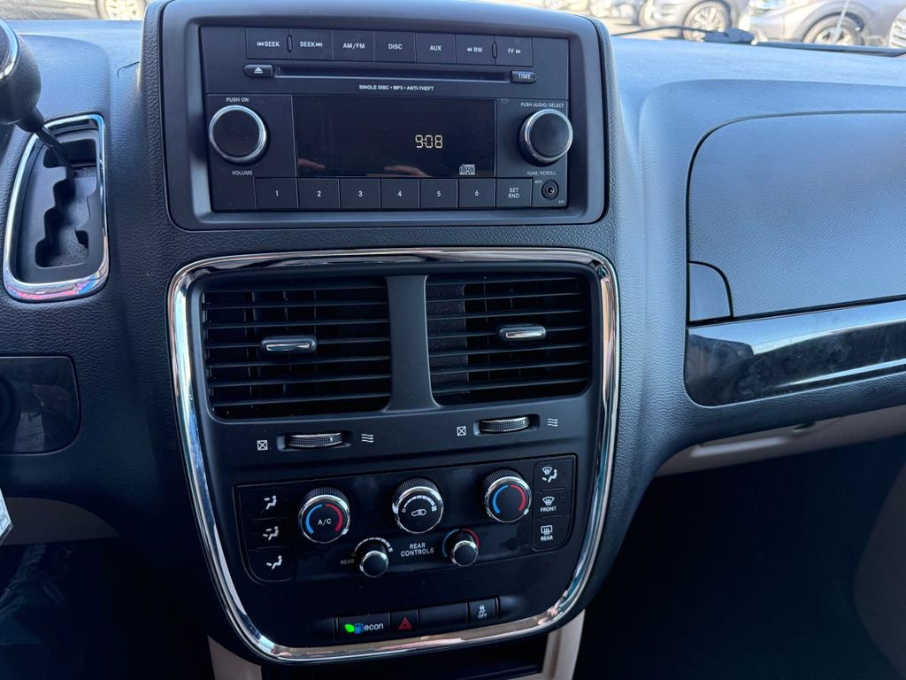 Used 2016 Dodge Grand Caravan SE w/ Quick Order Package 29E SE image 25