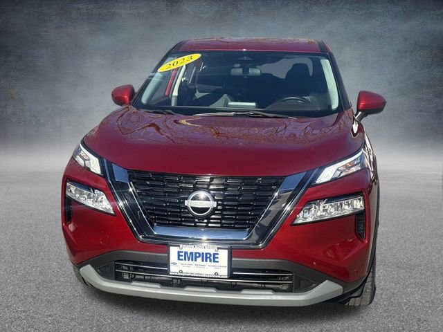 Used 2023 Nissan Rogue SV image 11