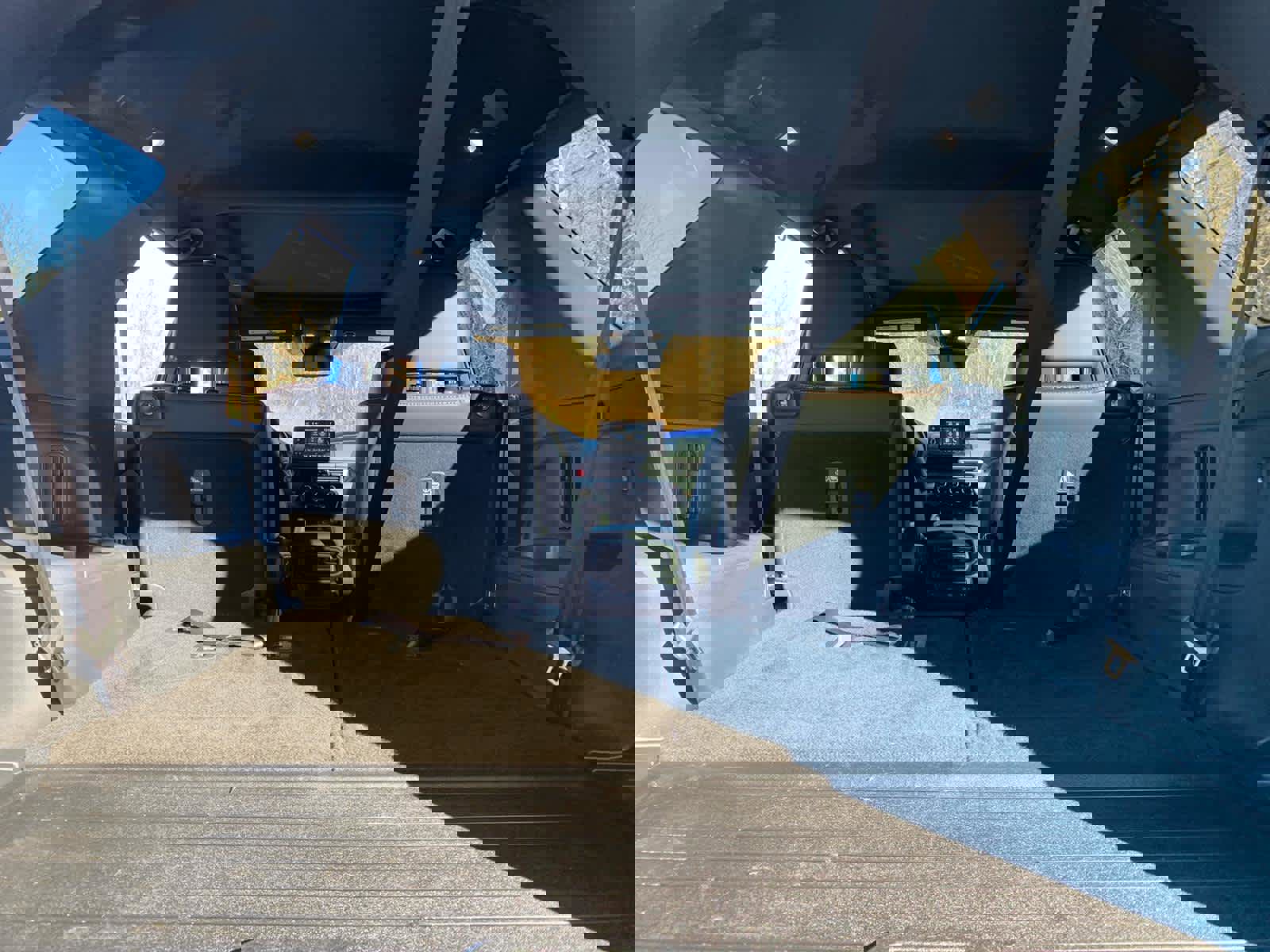 Used 2025 Honda Pilot TrailSport image 40