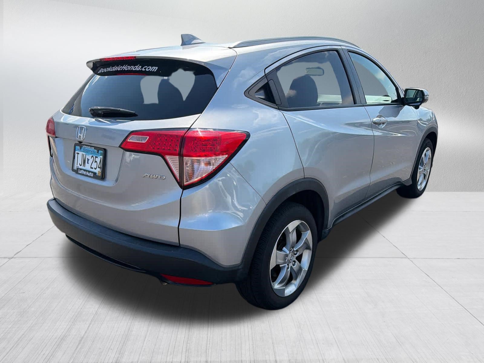 Used 2017 Honda HR-V EX-L image 12