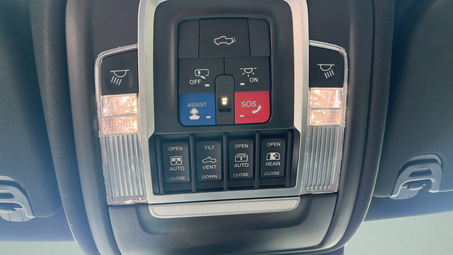 Used 2022 RAM 1500 TRX w/ TRX Level 2 Equipment Group AWD/4WD image 18