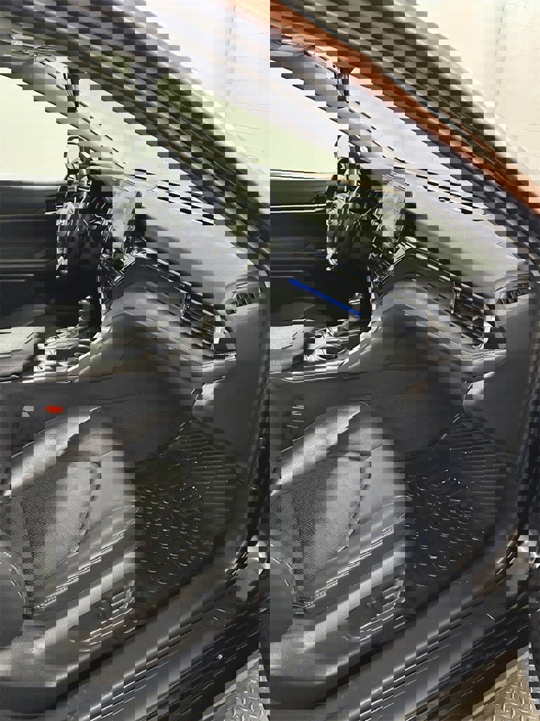 Used 2022 Toyota Camry XSE image 36