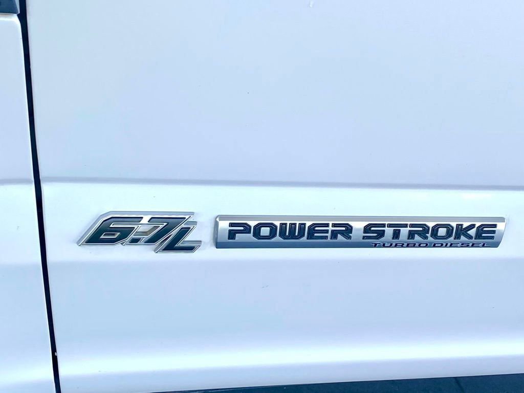 Used 2018 Ford F250 Lariat w/ Lariat Ultimate Package image 10