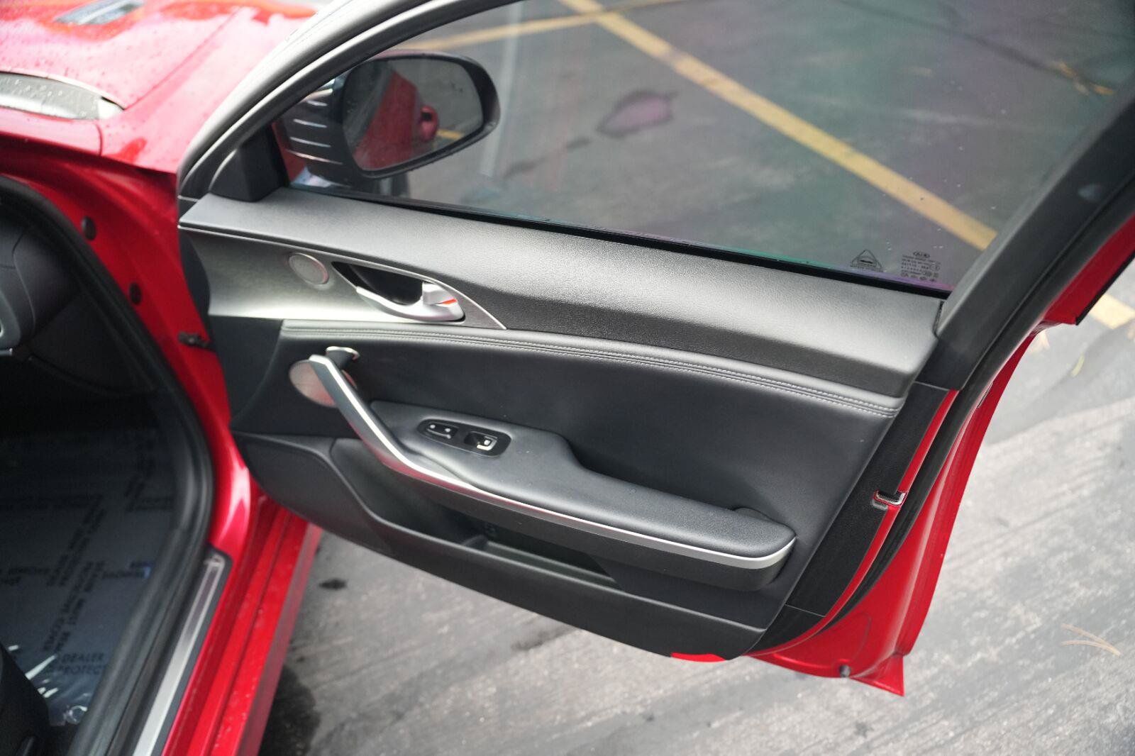 Used 2021 Kia Stinger GT1 AWD/4WD image 28
