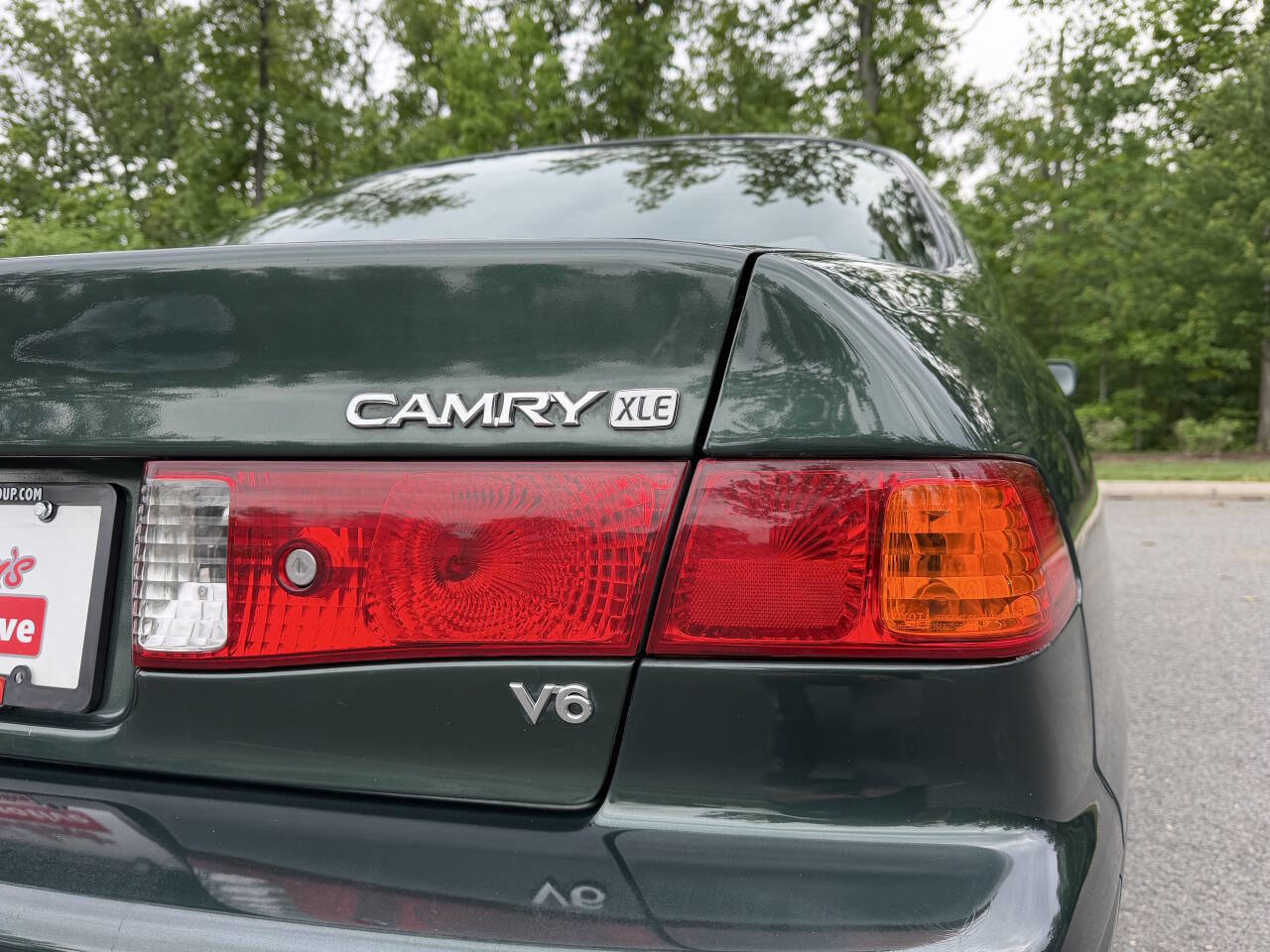 Used 2000 Toyota Camry XLE FWD image 5
