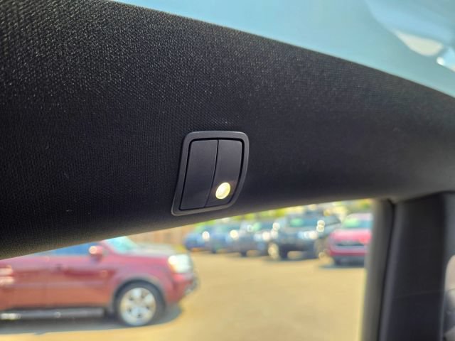 Used 2026 Tesla Model Y AWD image 59