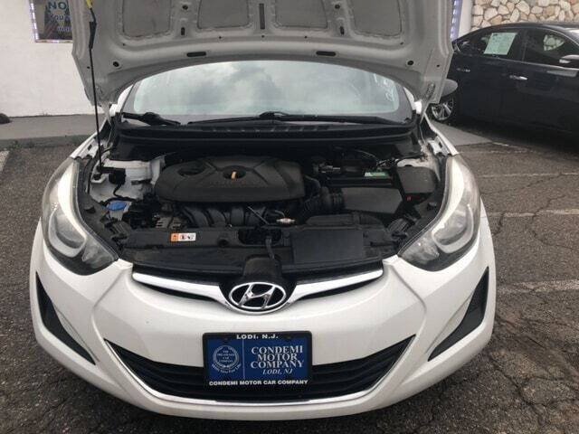 Used 2014 Hyundai Elantra SE FWD image 13