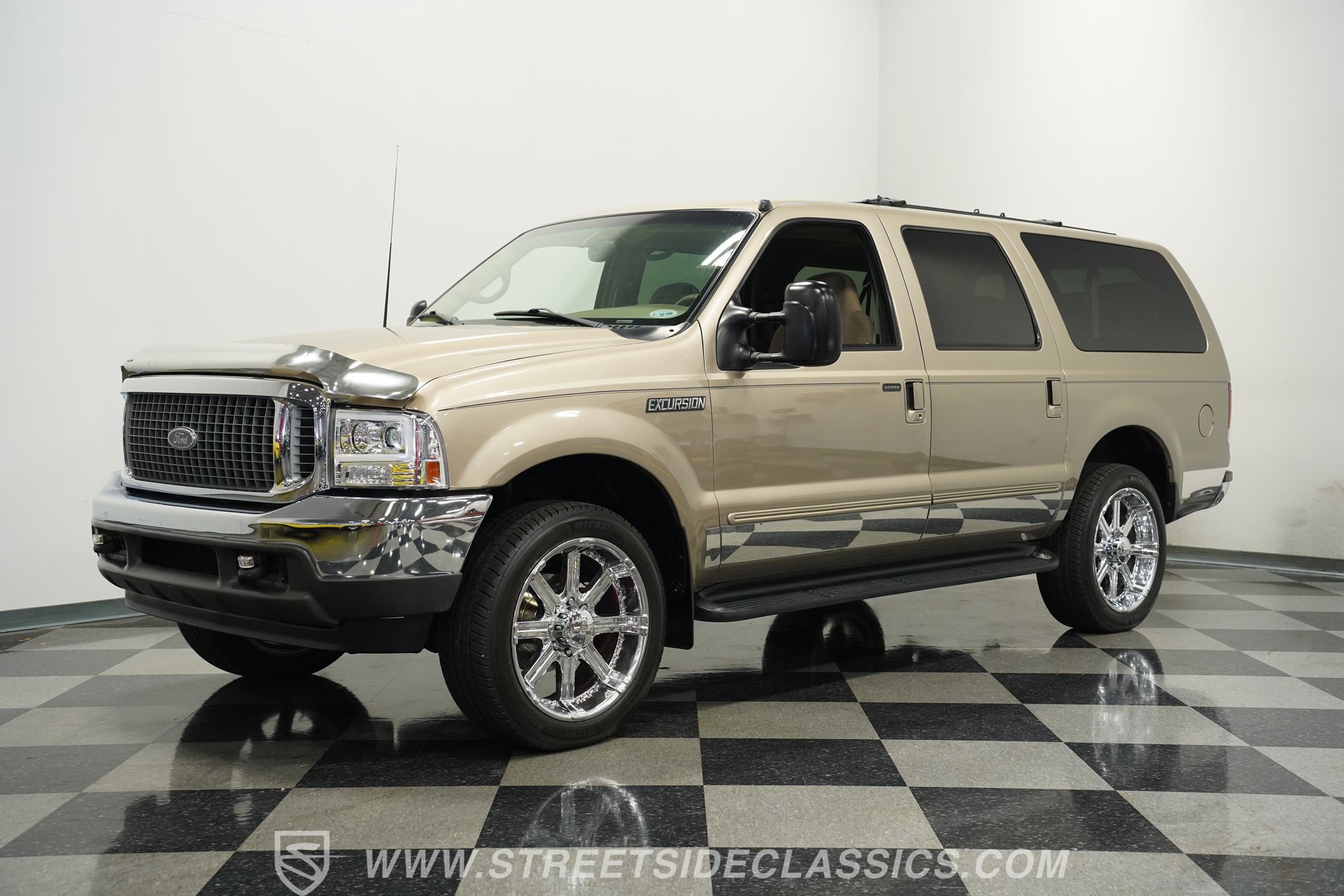 Used 2000 Ford Excursion XLT image 5