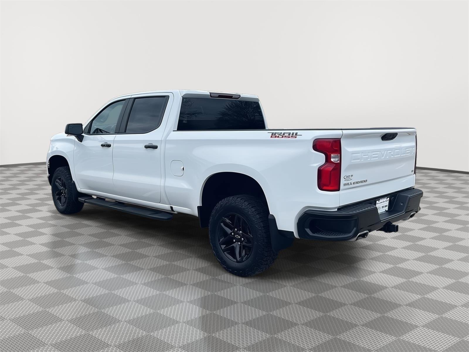 Used 2024 Chevrolet Silverado 1500 LT Trail Boss w/ Protection Package AWD/4WD image 7