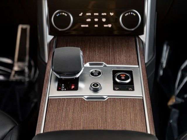 Used 2023 Land Rover Range Rover SE AWD/4WD image 20