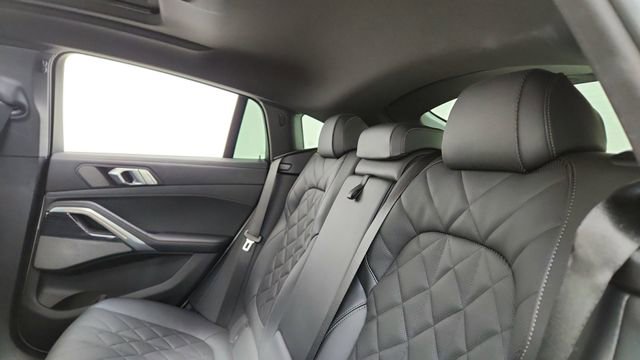 Used 2026 BMW X6 xDrive40i image 30