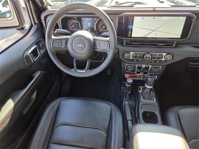 Used 2024 Jeep Gladiator Rubicon image 16