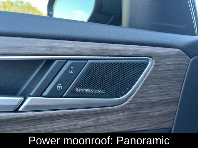 Used 2024 Volkswagen Atlas SEL Premium R-Line image 14