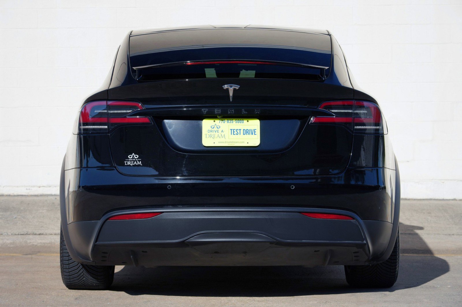 Used 2023 Tesla Model X image 11