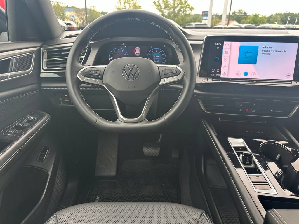 Used 2024 Volkswagen Atlas Cross Sport SE AWD/4WD image 18