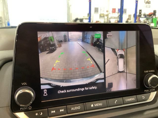 Used 2021 Nissan Rogue SV w/ Premium Package image 13