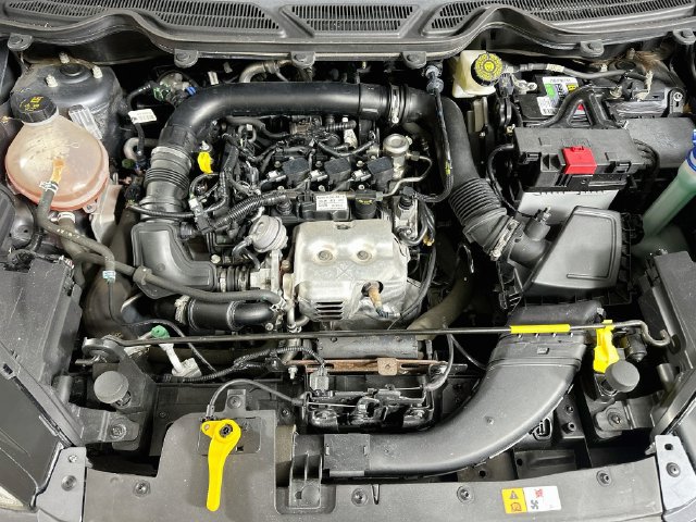 Used 2020 Ford EcoSport SE w/ SE Convenience Package FWD image 21