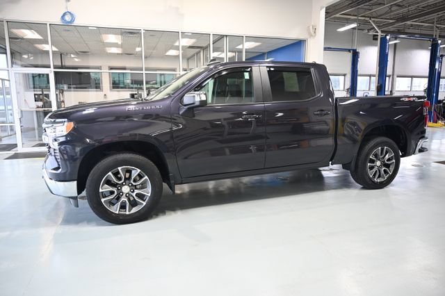 Used 2023 Chevrolet Silverado 1500 LT AWD/4WD image 8